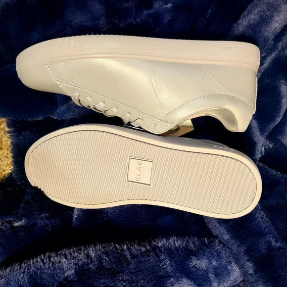 Clae Los Angeles Leather Bradley Sneaker NWT - Picture 3 of 4